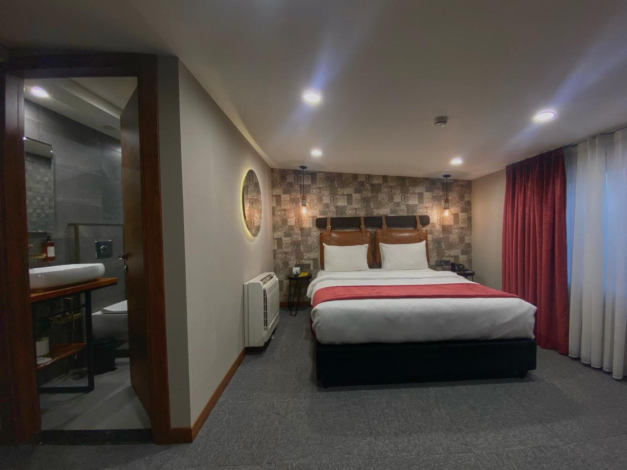 TownHouse Tbilisi Boutique Hotel Extérieur photo